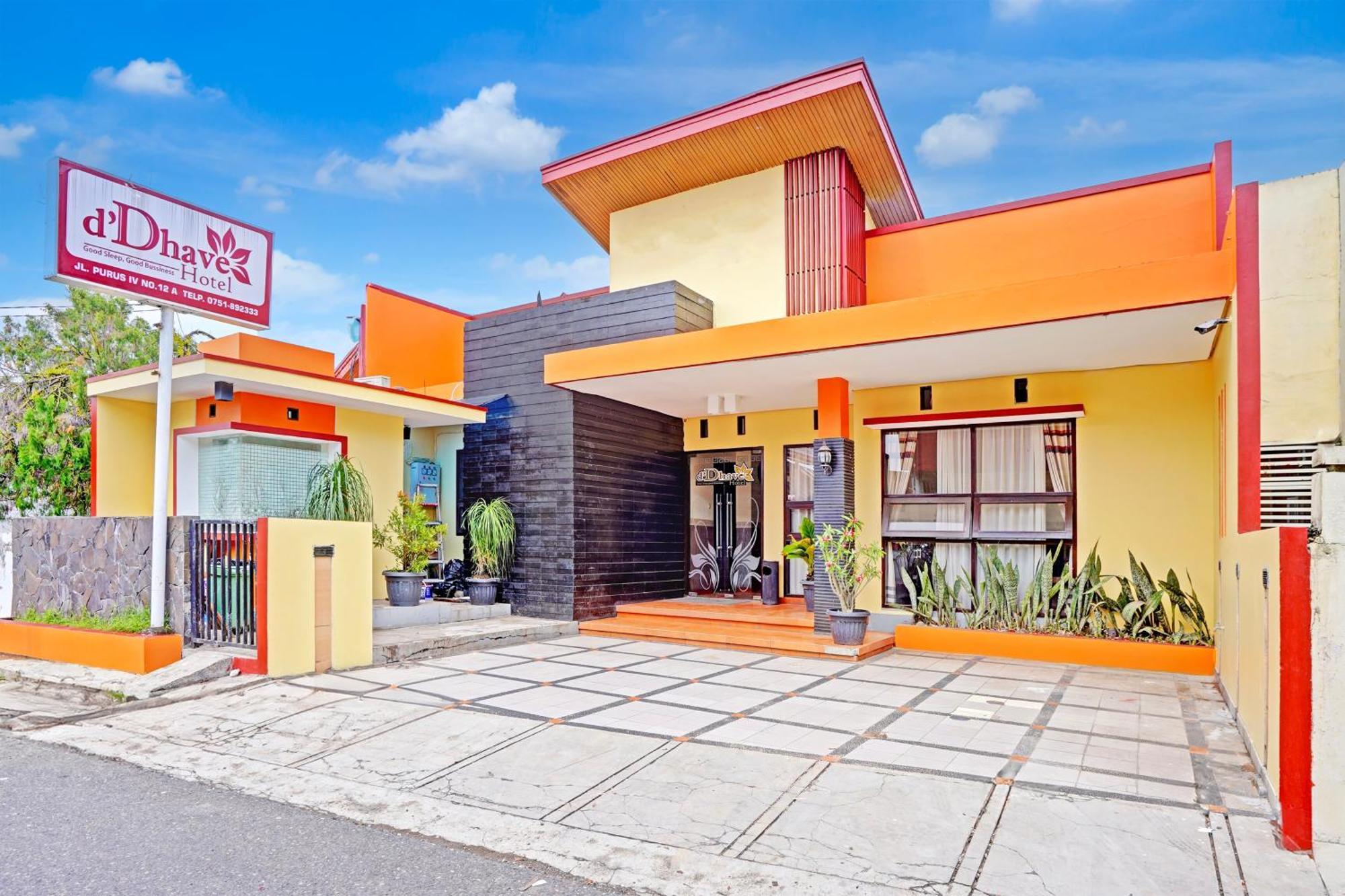 Oyo897达夫酒店 巴东 外观 照片
